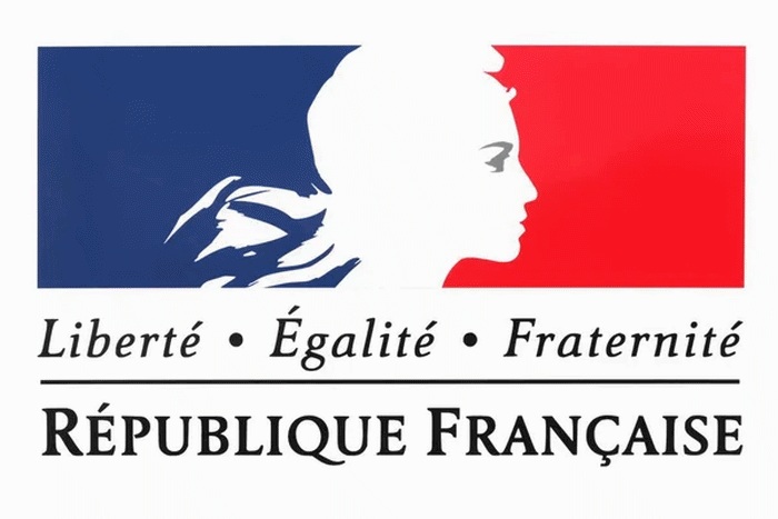 LA FRANCE RECONNAÎT LE GÉNOCIDE DES ARMÉNIENS