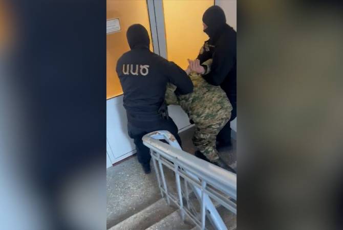 Un capitaine  accusé de trahison pour avoir fourni des données confidentielles sur des armes en provenance d&rsquo;Inde