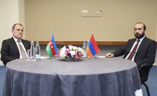 La Russie se déclare prête à organiser une autre réunion des ministres des Affaires étrangères d&rsquo;Arménie et d&rsquo;Azerbaïdjan à Moscou