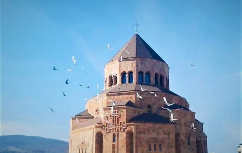Les festivités de Noël auront lieu le 6 janvier dans la cour de la cathédrale Sainte Mère de Dieu Hovanou de Stepanakert