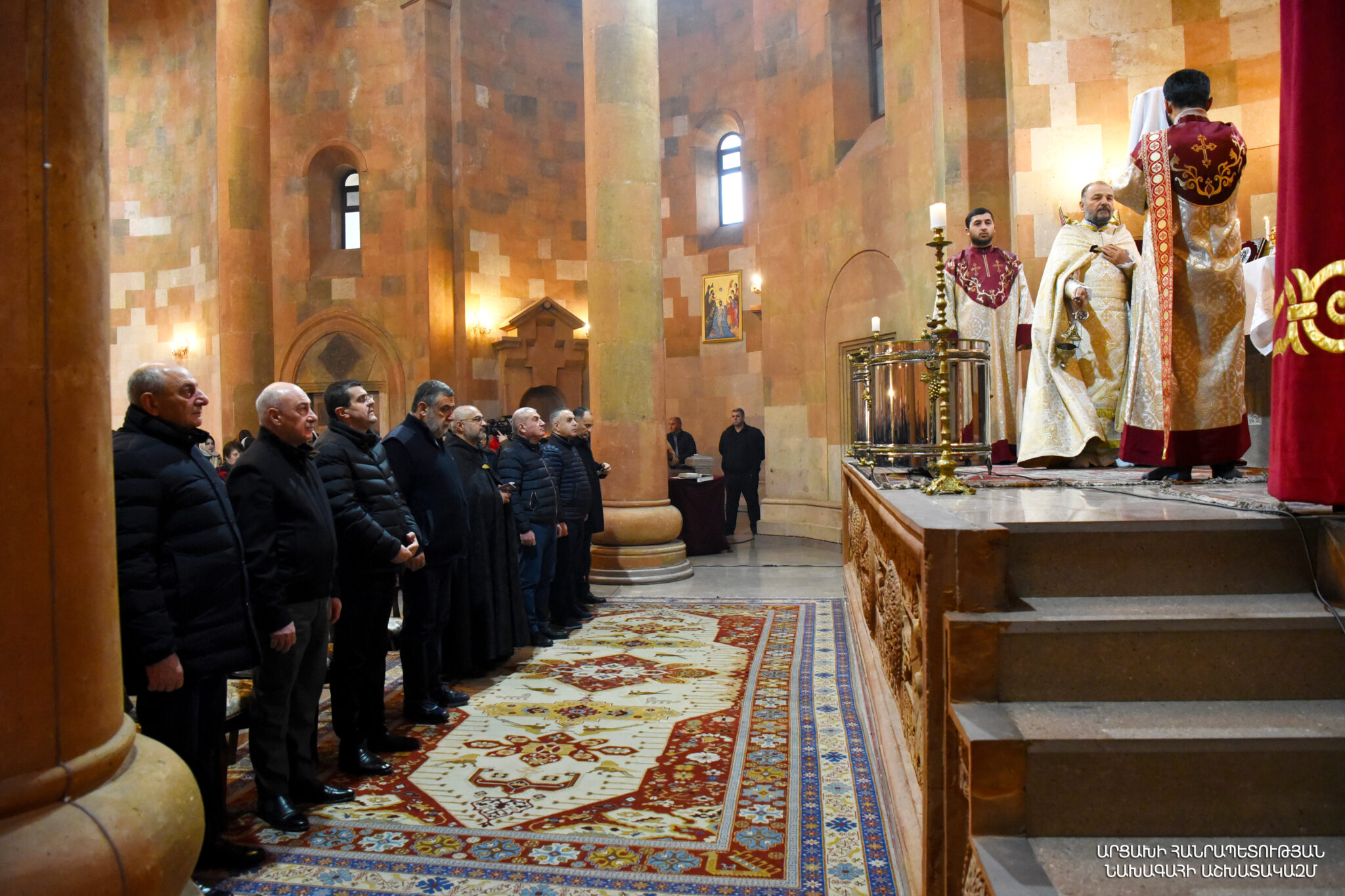 Le président de l&rsquo;Artsakh était présent à la liturgie à l&rsquo;occasion de Noël et de l&rsquo;Épiphanie
