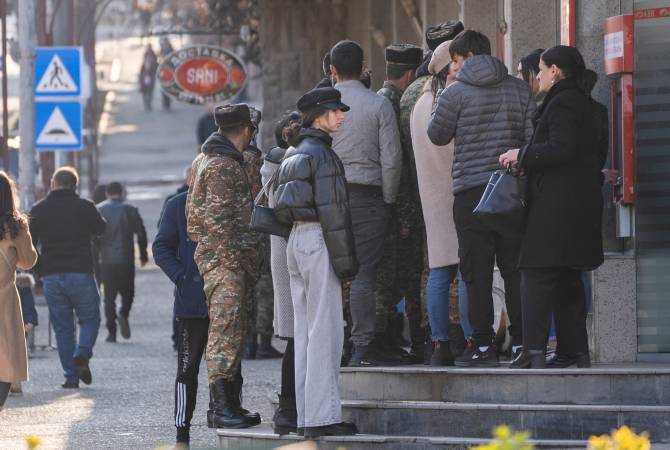 En Artsakh, désormais les retraits quotidiens d’espèces avec la même carte de paiement sont limités à 50 000 drams