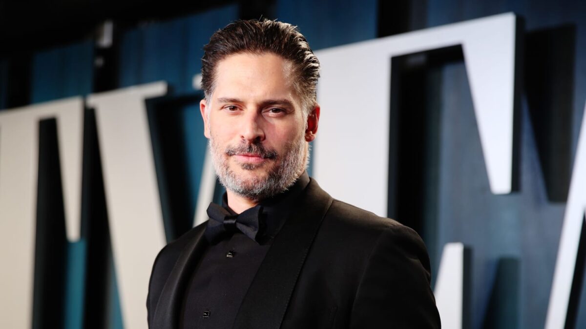 L&rsquo;acteur Joe Manganiello raconte la fuite dramatique de son arrière-grand-mère pendant le génocide arménien.