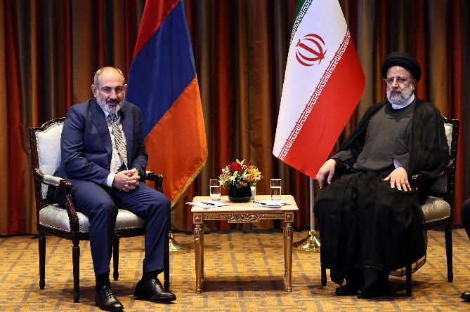 Le PM arménien invite le président iranien à visiter l&rsquo;Arménie