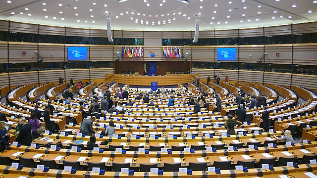Des militants kurdes interrompent les débats au Parlement européen