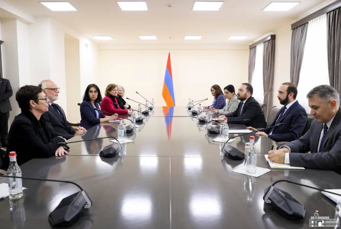 Ararat Mirzoyan a reçu Edouard Philippe
