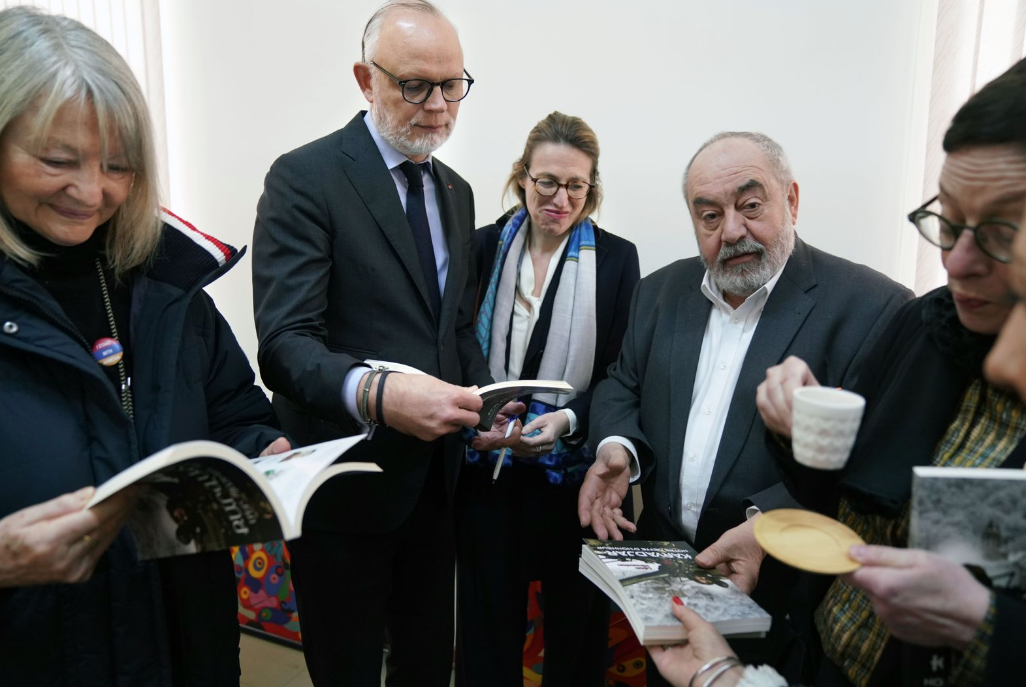 La visite d&rsquo;Edouard Philippe au dispensaire dentaire d&rsquo;Etchmiadzine