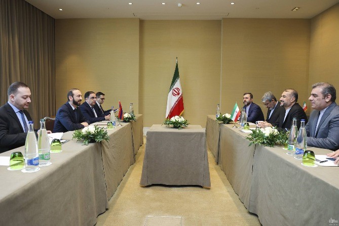 Discussions à propos du blocage de l&rsquo;Artakh