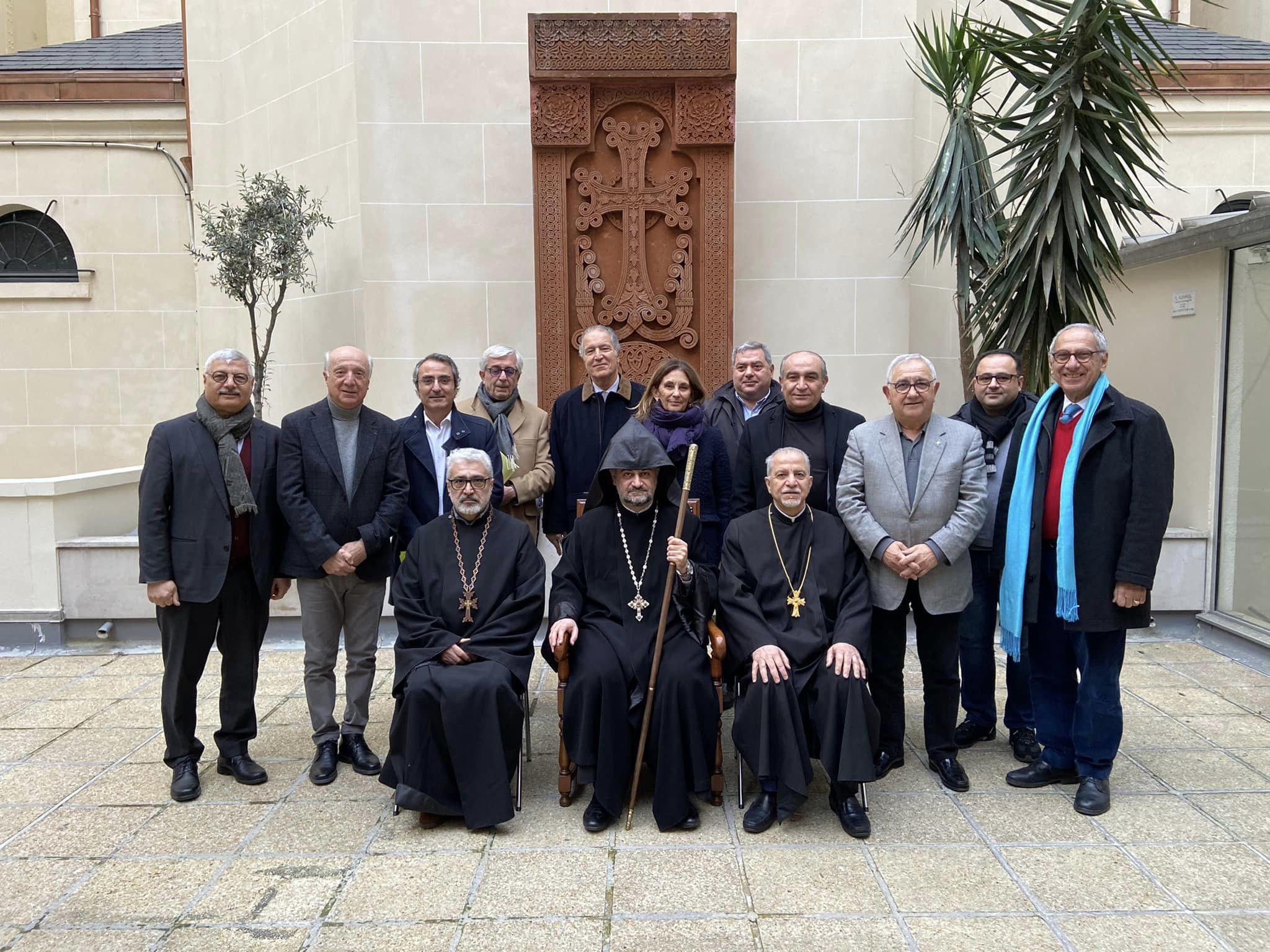 Le nouveau conseil diocésain de l’Église arménienne de France