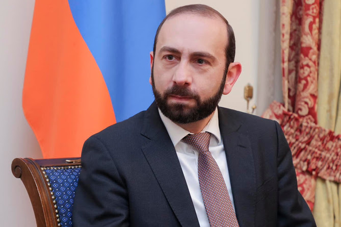 Mirzoyan : les dirigeants azerbaïdjanais demandent aux Arméniens du Haut-Karabakh de quitter leurs foyers
