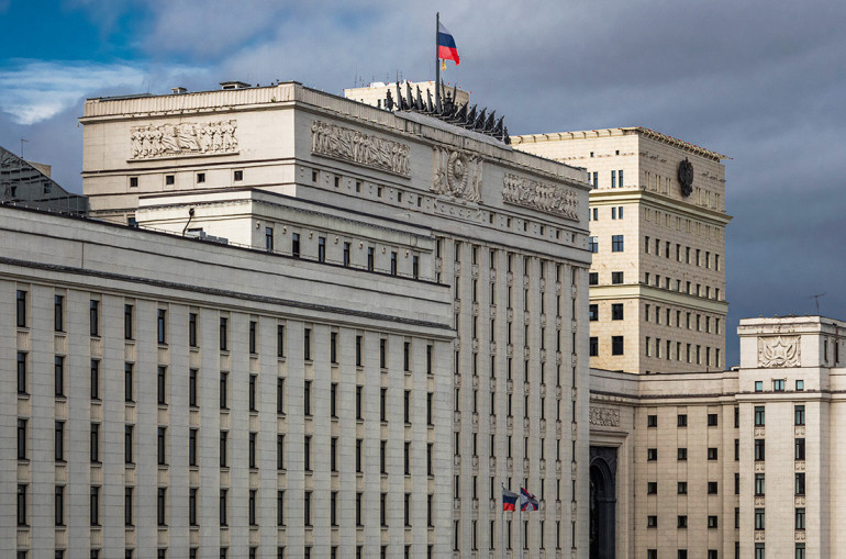 Un convoi humanitaire est passé en Artsakh sous la protection des forces russes de paix selon Moscou