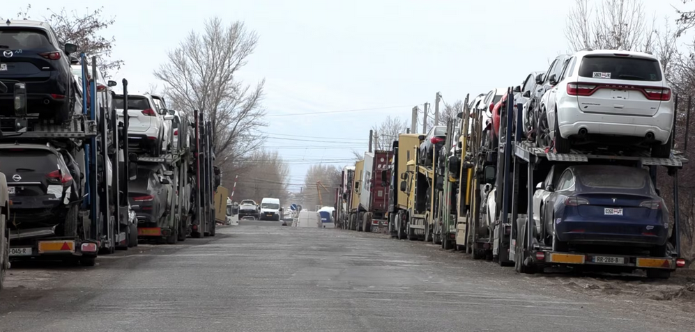 Les importations de voitures arméniennes en plein essor en raison des sanctions imposées à la Russie