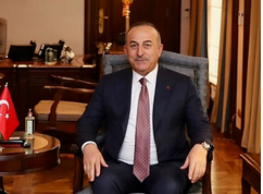 Le chef de la diplomatie turque en Egypte après dix ans de brouille
