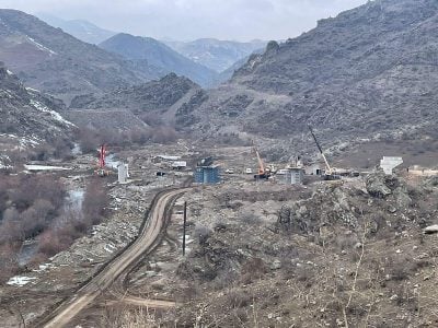 Bakou confirme avoir « pris des mesures » pour contrôler le chemin de terre au nord du corridor de Latchine