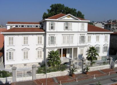 Le Patriarcat arménien d&rsquo;Istanbul donnera de nouvelles maisons aux Arméniens touchés par le tremblement de terre