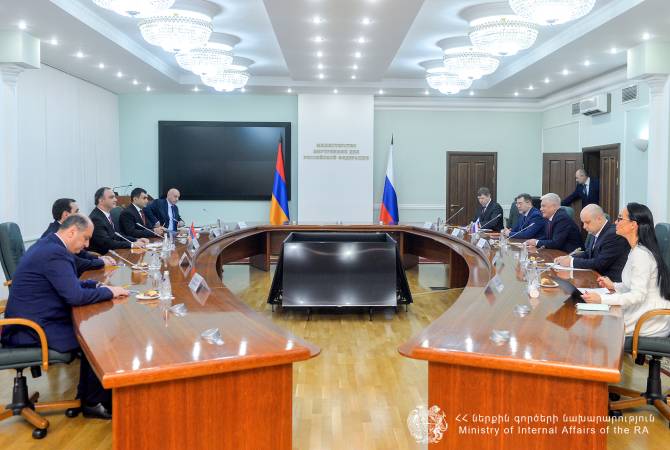 Les ministres de l&rsquo;intérieur d&rsquo;Arménie et de Russie ont conclu des accords de coopération dans divers domaines