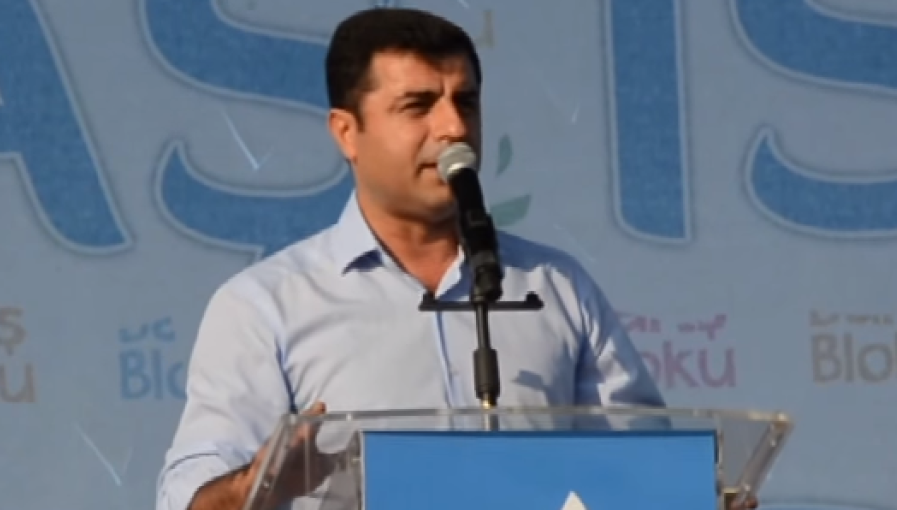 L&rsquo;appel du leader kurde emprisonné, S. Demirtas, à faire battre Erdogan