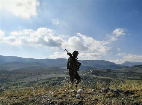 Un militaire Azéri égaré à la frontière entre le Nakhitchevan et l’Arménie a été arrêté sur le territoire de l’Arménie la nuit dernière