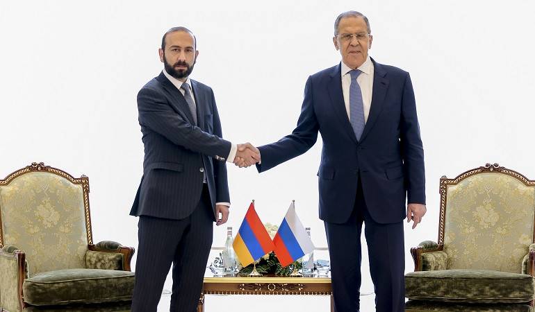 L&rsquo;accord d&rsquo;Erevan pour relancer les pourparlers entre ministres des affaires d’Arménie et d’Azerbaïdjan sous l’égide de la Russie