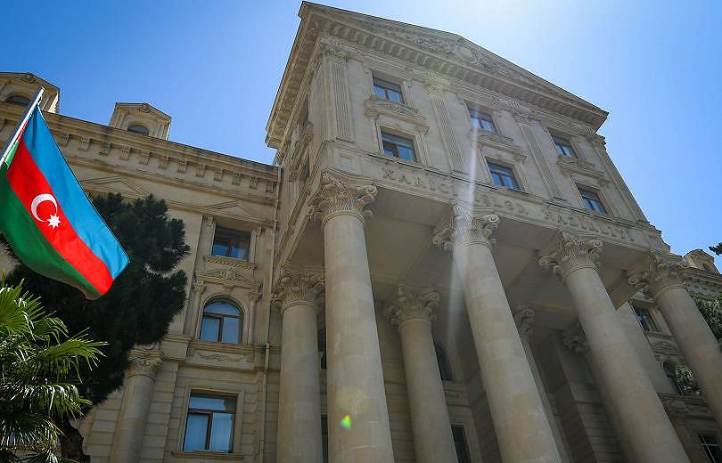 Le ministère des Affaires étrangères de l&rsquo;Azerbaïdjan a répondu à la visite du ministre français des Affaires étrangères en Arménie et à ses déclarations