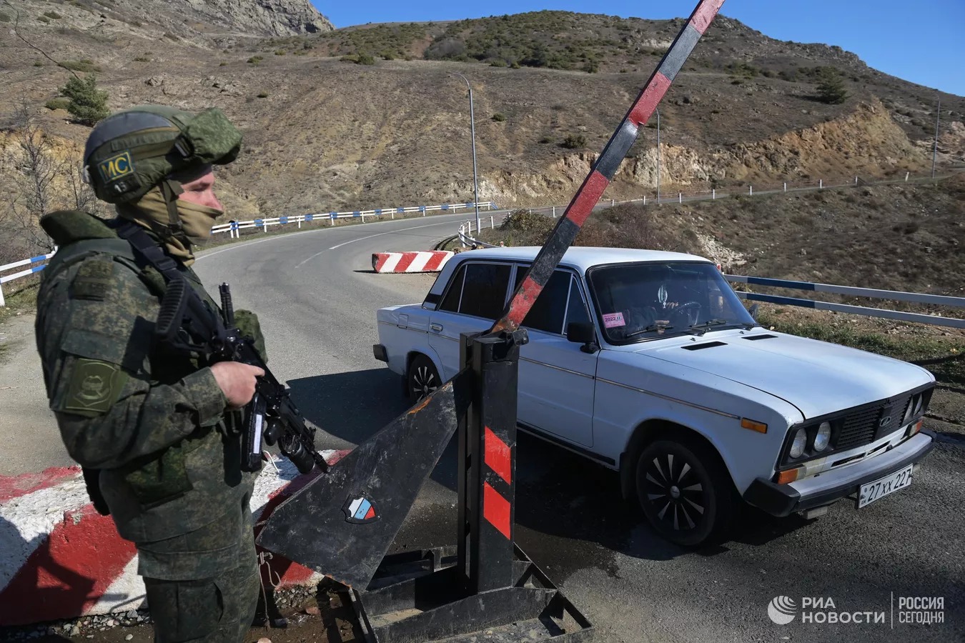 Dimitri Peskov affirme qu’en dehors des accords tripartites, il n&rsquo;y a pas d&rsquo;autres fondements juridiques sur la question de l&rsquo;Artsakh