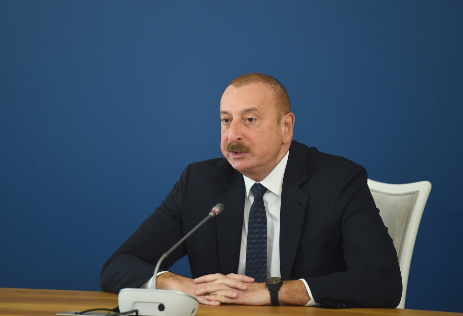 Aliyev : « Toute tentative d’inclure le soi-disant Haut-Karabagh, qui n’existe pas, dans le texte de l’accord de paix est non-productive »