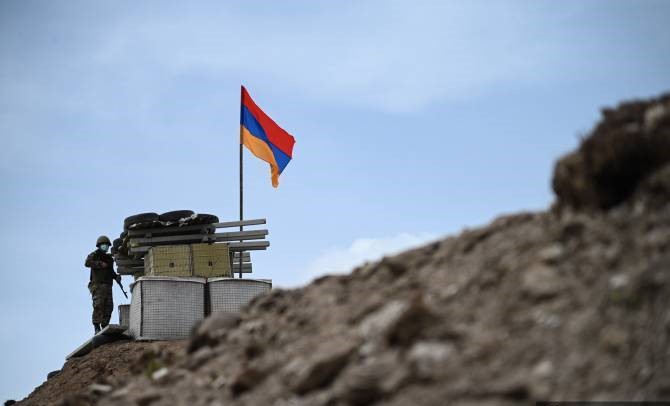 Le ministère de la Défense de l&rsquo;Azerbaïdjan a informé de la mort d’un soldat dans ses rangs ainsi que plusieurs blessés