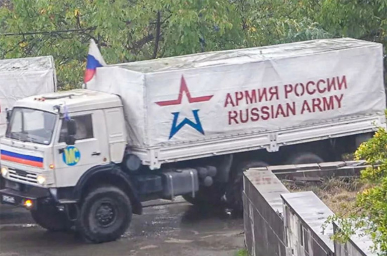 Les forces russes de paux ont livré 243,8 tonnes d&rsquo;aide humanitaire à Stepanakert, capitale de l’Artsakh
