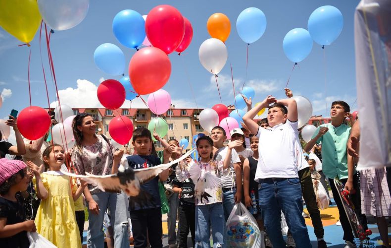 Une fête fut organisée le 1er juin à Stepanakert pour les enfants de soldats et combattants Arméniens disparus lors de la guerre de 44 jours en Artsakh