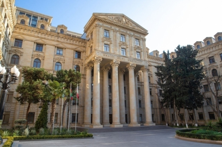 Le ministère azéri des Affaires étrangères a appelé ses citoyens à ne pas se rendre en Iran sans nécessité urgente