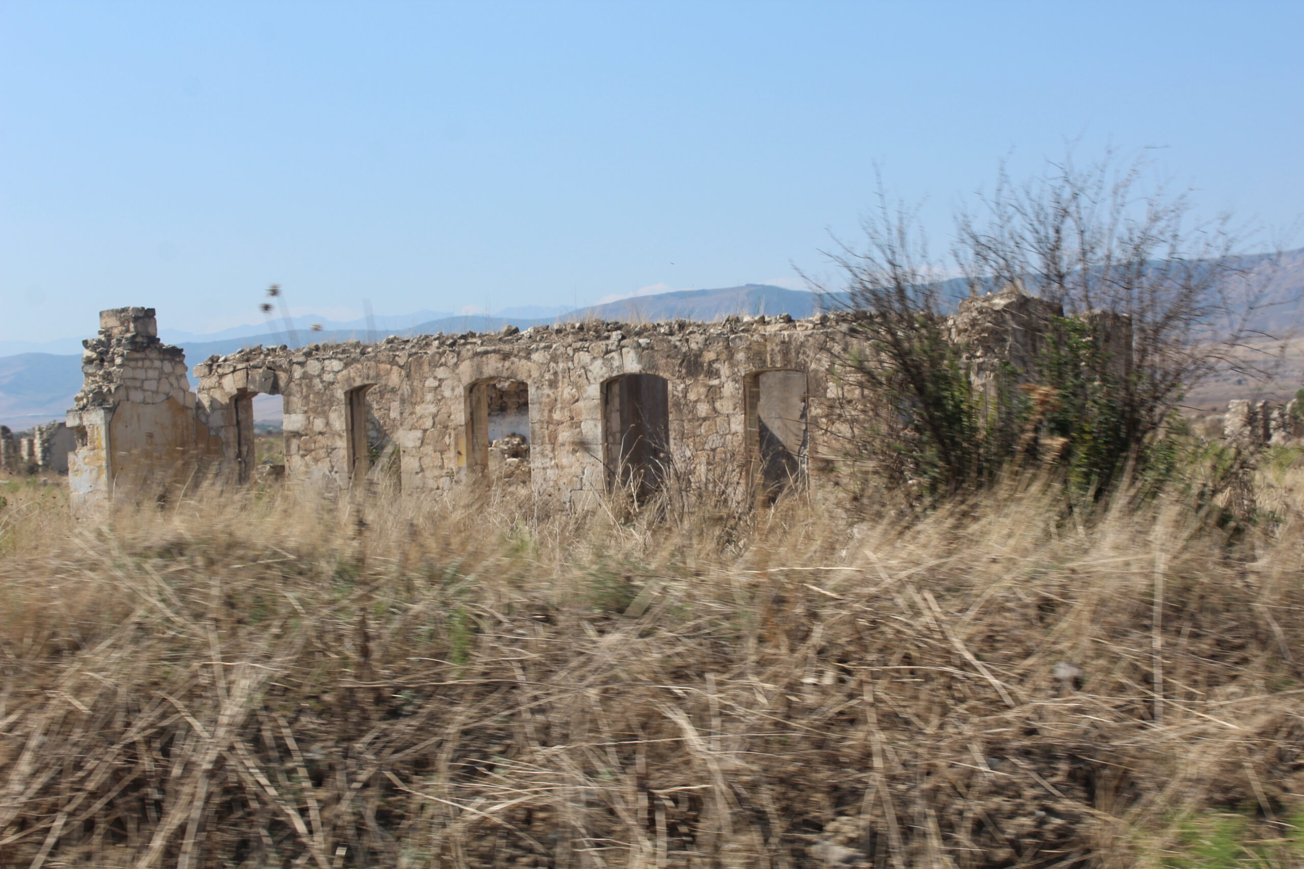 Le gouvernement azéri a annoncé le plan de repeuplement d&rsquo;Agdam (Akna) en Artsakh occupé