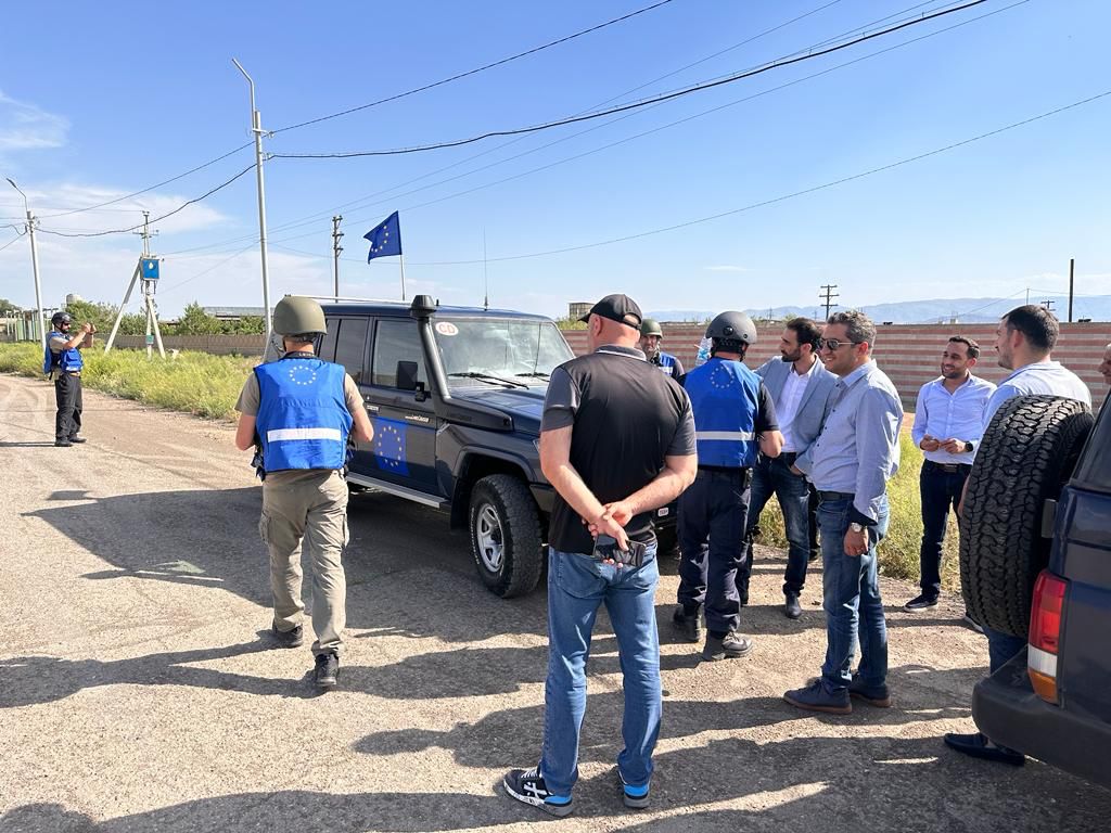 Des observateurs de l&rsquo;UE se sont rendus à Yeraskh à la frontière entre l’Arménie et le Nakhitchevan