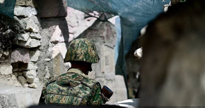 Les forces armées azéries ont utilisé l&rsquo;artillerie en direction des positions arméniennes à Martouni et Martakert (Artsakh)