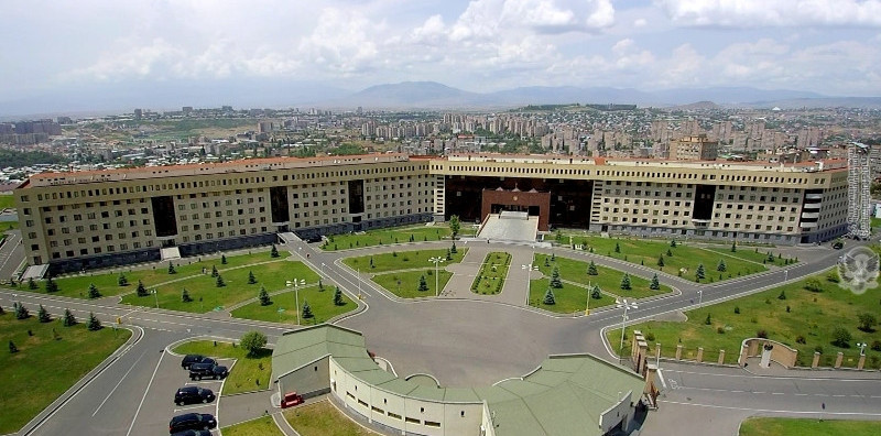 Des tirs azerbaïdanais sur les positions arméniennes vers Kakhakn