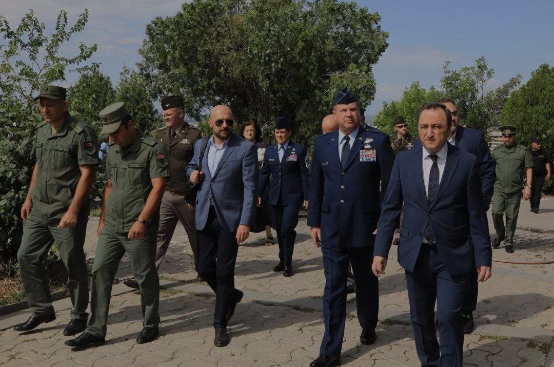L’Arménie envisagerait d’attirer des militaires américains, selon un site russe