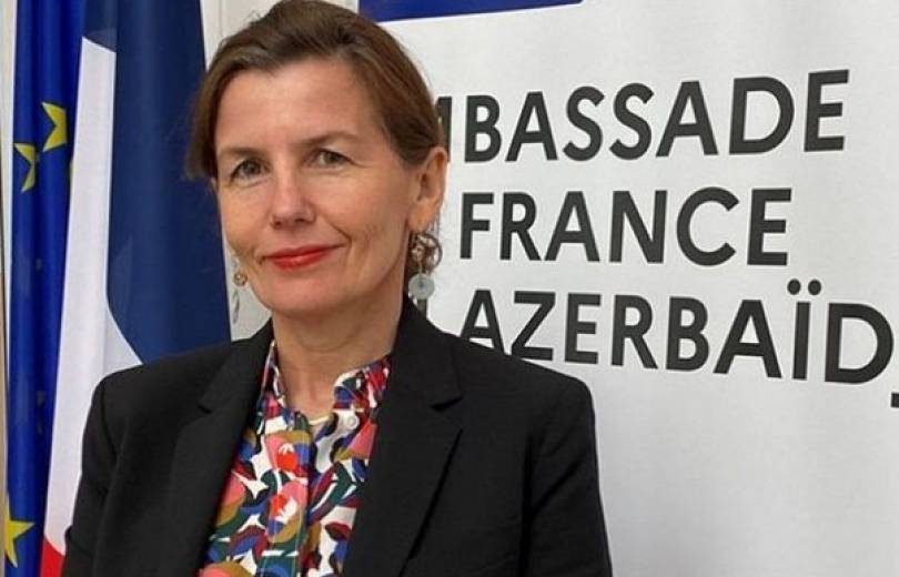 L&rsquo;ambassadrice de France en Azerbaïdjan a été convoquée au ministère des Affaires étrangères, Bakou attend une réponse de Paris sur les déclarations de Macron