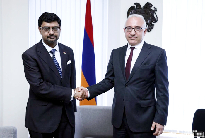 Des responsables arméniens et indiens discutent des questions de sécurité régionale et mondiale