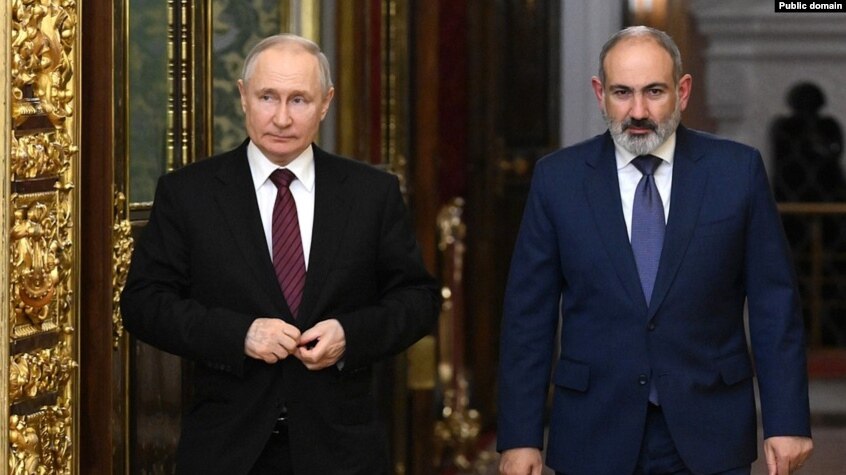A la demande d’Arayik Harutyunyan, Pachinian a appelé Poutine
