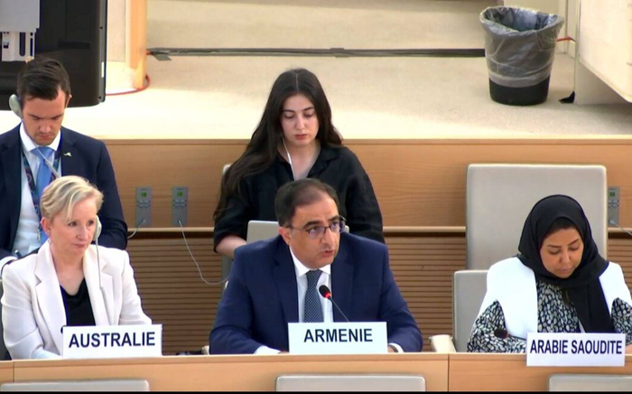 Le génocide ne se produit jamais soudainement