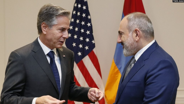 Blinken et Pashinian discutent des pourparlers entre l&rsquo;Arménie et l&rsquo;Azerbaïdjan