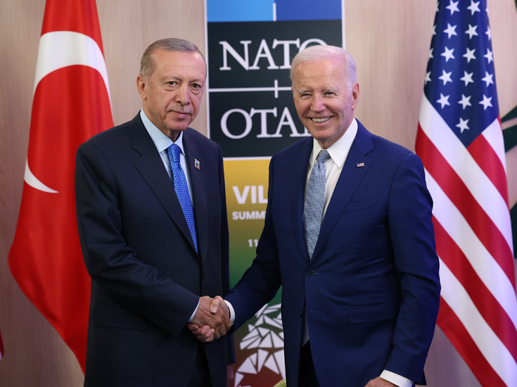 Entrée de la Suède dans l&rsquo;Otan : Biden remercie Erdogan