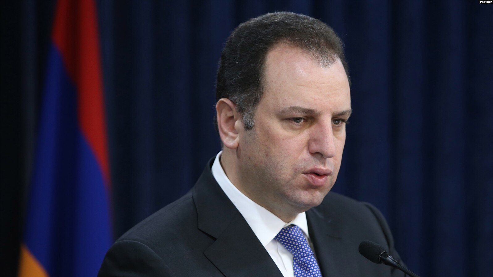 La justice arménienne émet un mandat d’arrêt international contre l’ex-ministre de la défense Vigen Sargsian, établi aux Etats-Unis