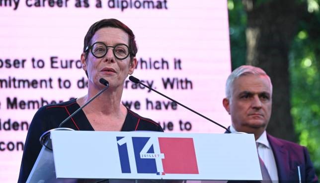 La France s&rsquo;engage pour la paix entre l&rsquo;Arménie et l&rsquo;Azerbaïdjan affirme l&rsquo;ambassadrice Anne Louyot