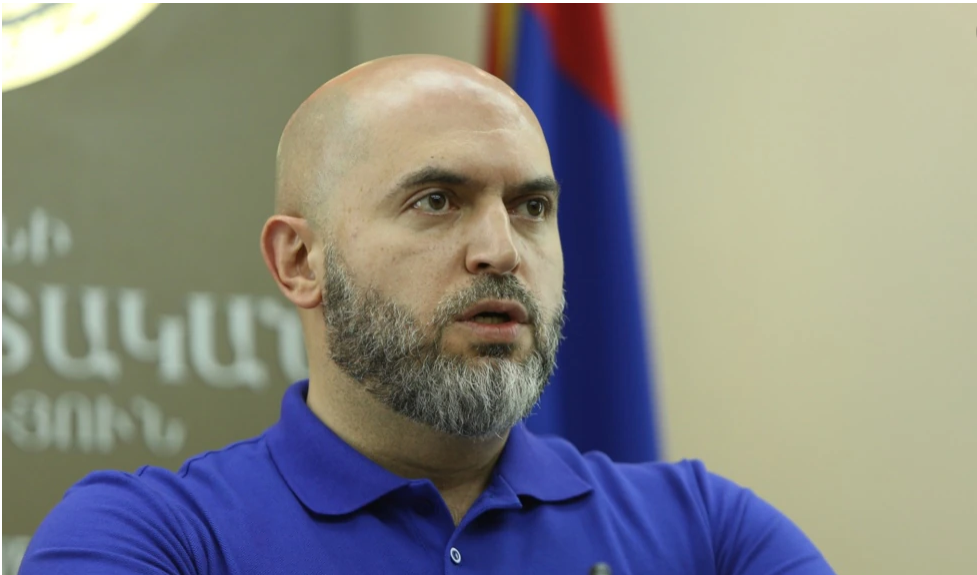 L’opposant arménien Armen Achotian restera en prison
