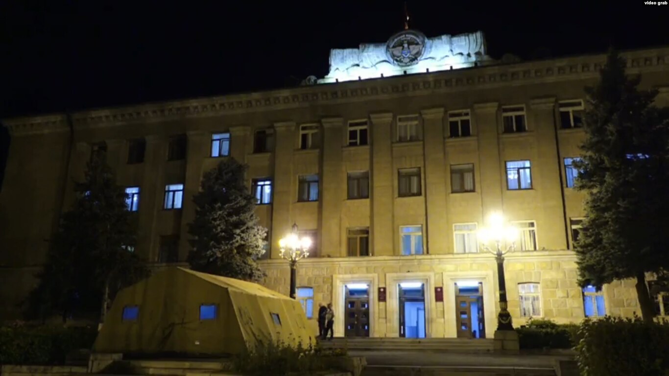 L&rsquo;opposition arménienne n&rsquo;est pas impressionnée par la décision « extrême » du dirigeant du Karabakh