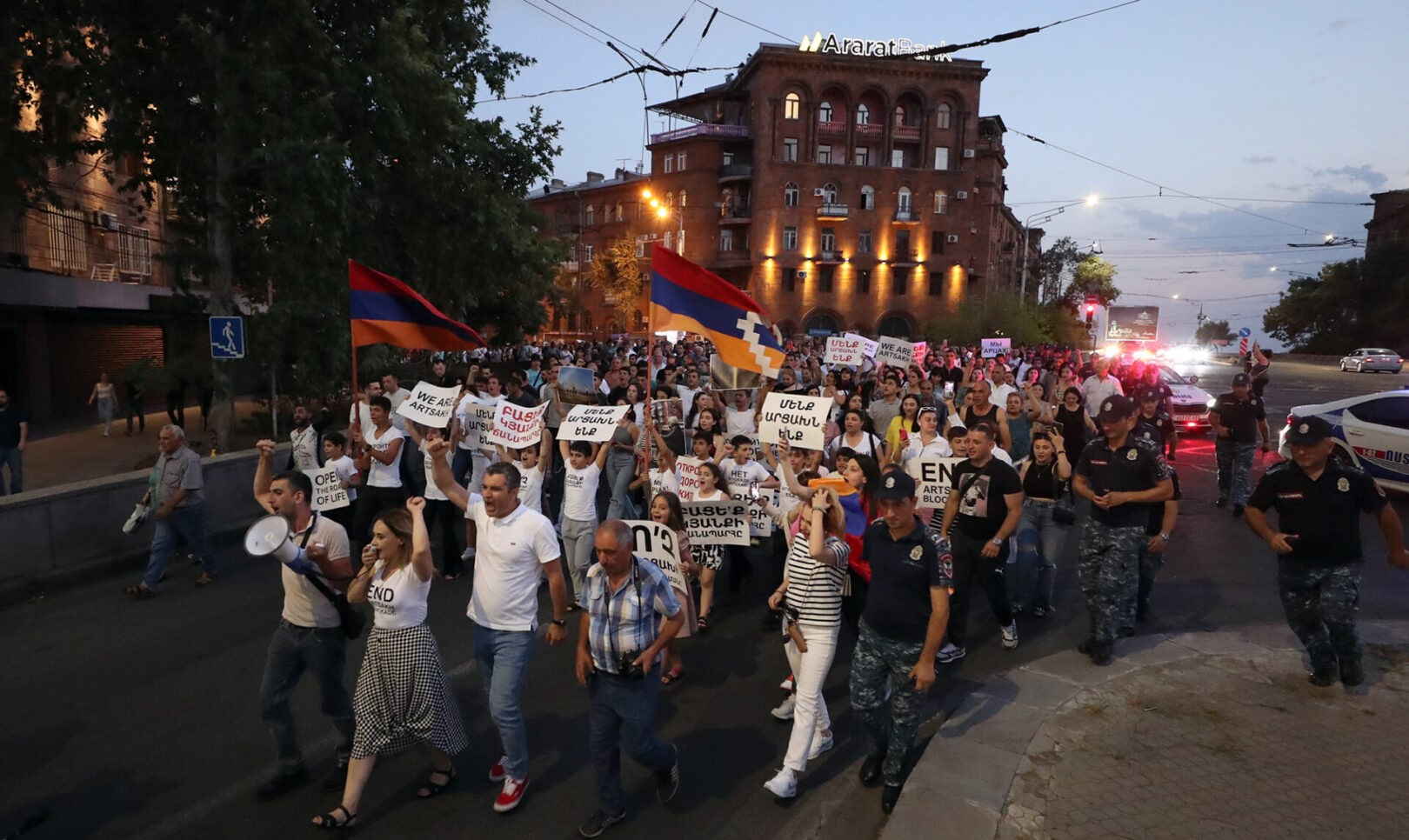 Rassemblement et marche en soutien de l&rsquo;Artsakh hier soir à Erévan