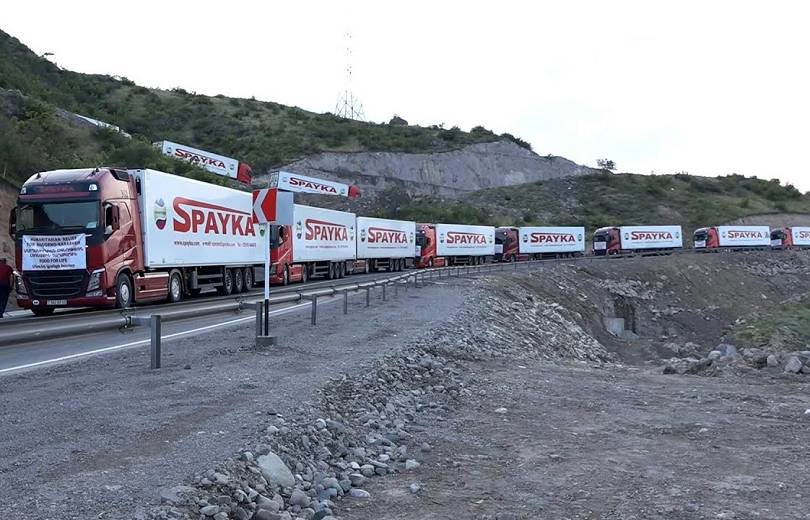 Des diplomates et des représentants d&rsquo;organisations internationales visiteront aujourd&rsquo;hui la section des convois humanitaires de Kornidzor (Latchine)