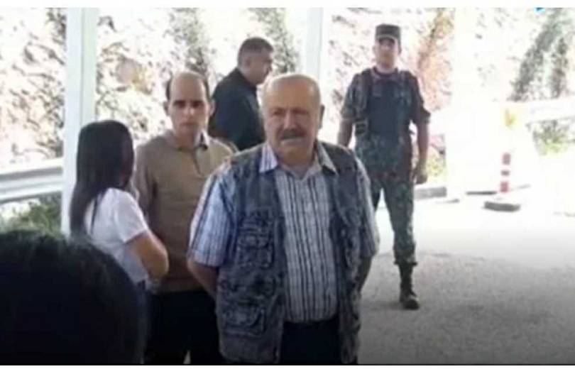 L&rsquo;Azerbaïdjan a arrêté et inculpé le citoyen du Haut-Karabakh qui avait été enlevé de la voiture du CICR alors qu&rsquo;il partait pour l’Arménie pour y être soigné