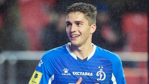 L’arméno-russe du Dynamo Moscou, Arsen Zakharyan serait proche de signer au RC Strasbourg