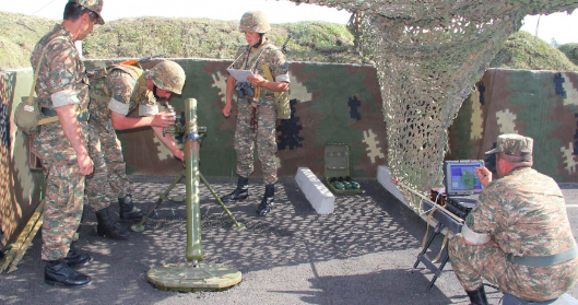Les allégations de l&rsquo;Azerbaïdjan selon lesquelles l&rsquo;Arménie amasserait des troupes le long de sa frontière
